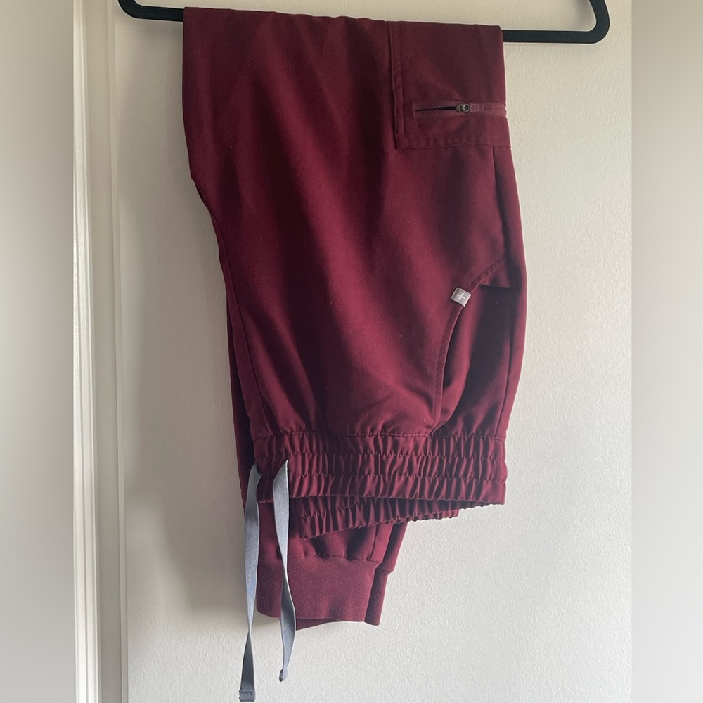 FIGS Size Medium Zamora Scrub Bottoms